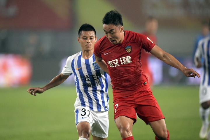 富力主场击败权健，豪取三分保持中游位置的简单介绍